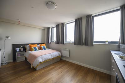Large Studio | Sheffield City Centre Main Photo