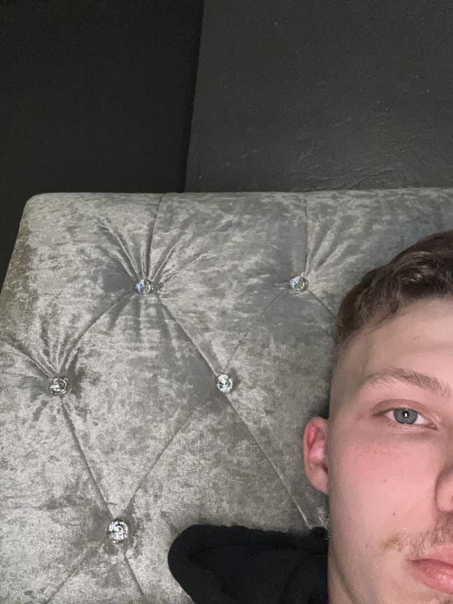 I am a professional male aged 23. I am lookin... Main Photo