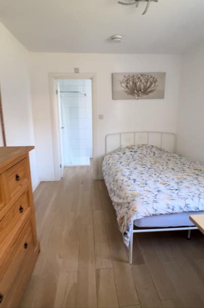 All inclusive Ensuite Double room in Cranfield  Main Photo