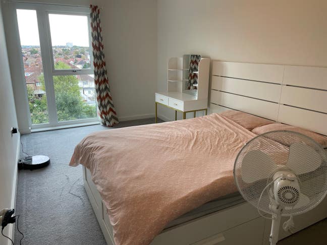 Ensuite in a Newbuilt flat Main Photo