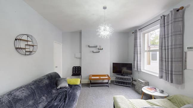 [59CS] Professional Home Share Main Photo