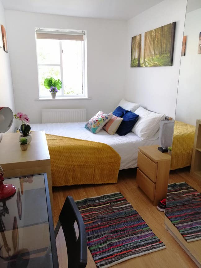 Cosy Double En-suite Room - Mast House Terrace Main Photo