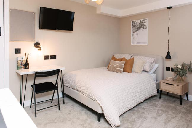 HMO short distance from hospital and city centre! Main Photo