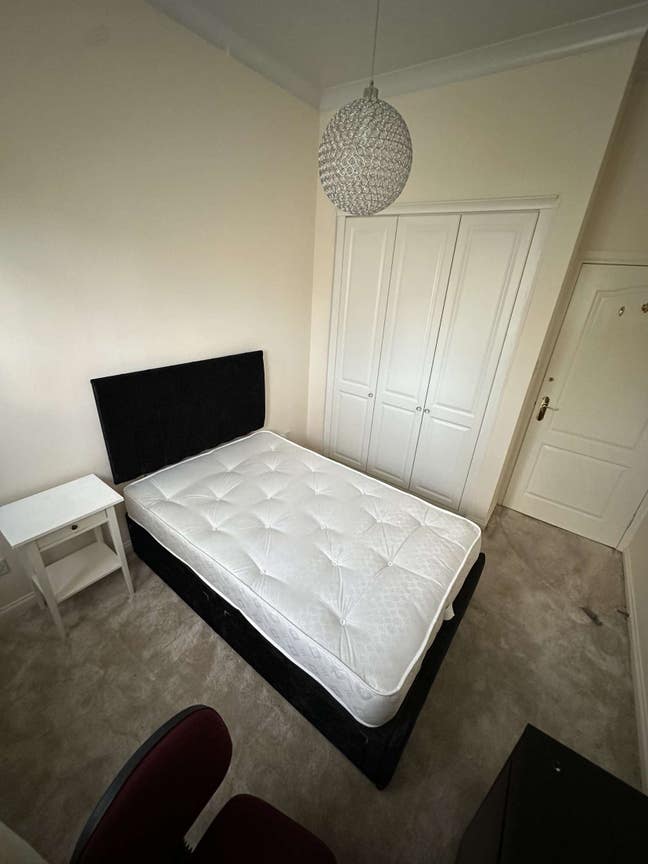 Double room in Finnieston - G3  Main Photo