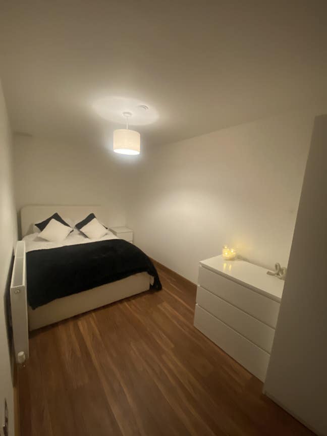 Double room to rent Main Photo