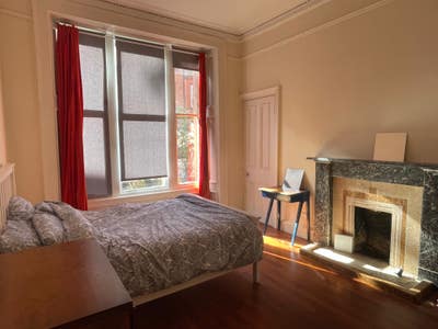Comfortable room in Woodlands flat  Main Photo