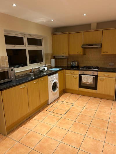 Double room for single person in Woodgreen Main Photo