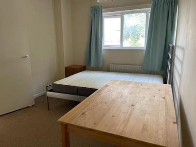 Beautiful Rooms in Bath Available  Main Photo