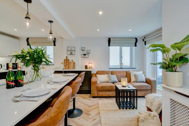 The best in Bristol! Spectacular property, harbour Main Photo