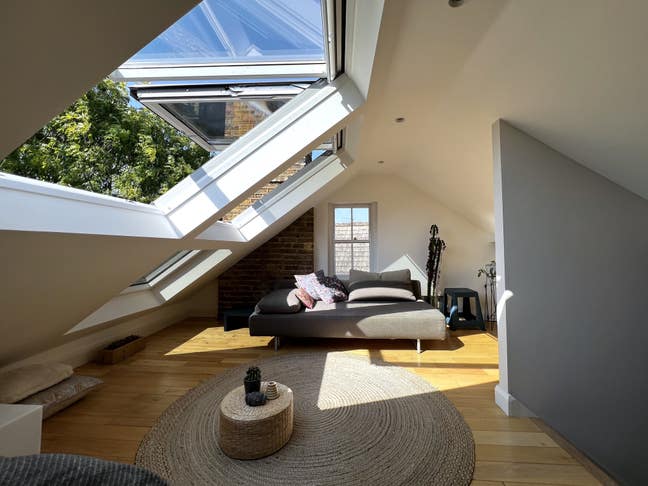 Beautiful room close to park in SE4 Main Photo