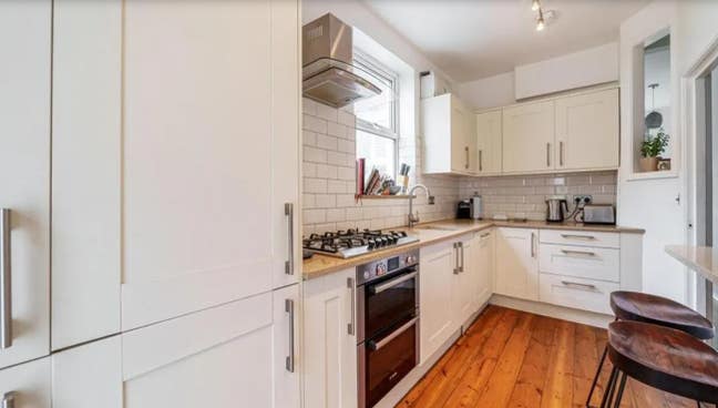 Flatmate Wanted – Cozy Shared House in Battersea Main Photo