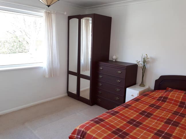Furnished double room close to RD&E  Main Photo