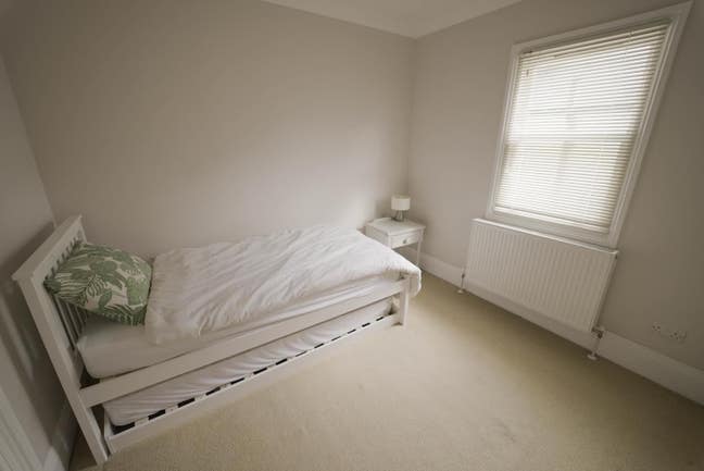Single Furnished Bedroom Ealing Broadway Main Photo