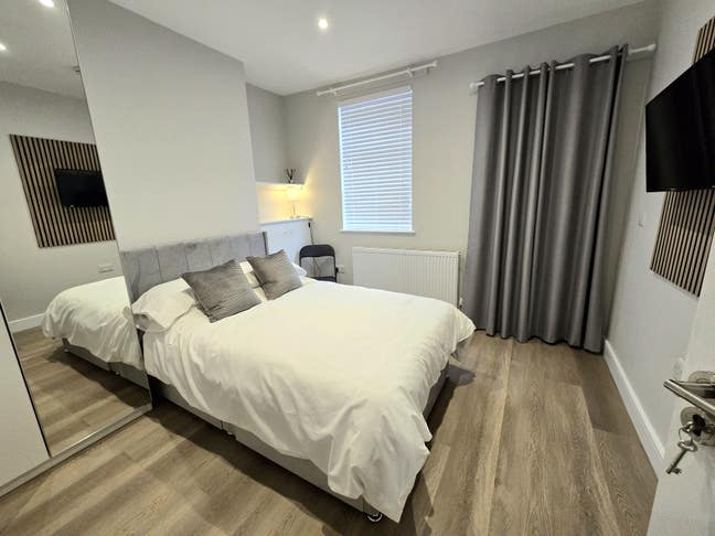 🔥High-End Modern Spacious Rooms, Central Location Main Photo