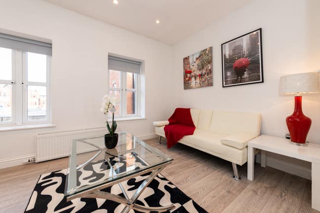 1 Bed Flat, Southampton Street, RG1 Main Photo