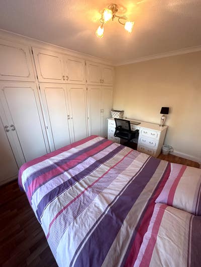 Refurbished Double Room **All Bills Included** Main Photo