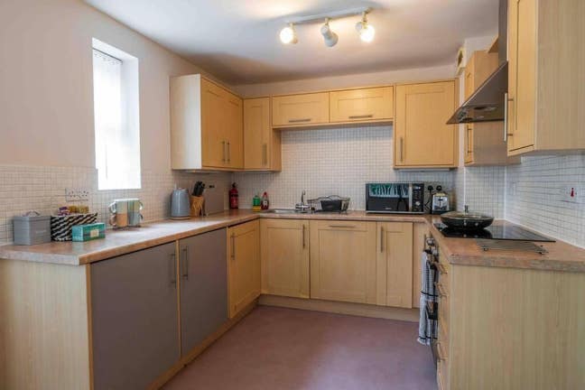 2 Bedroom Flat in Prime Location Main Photo