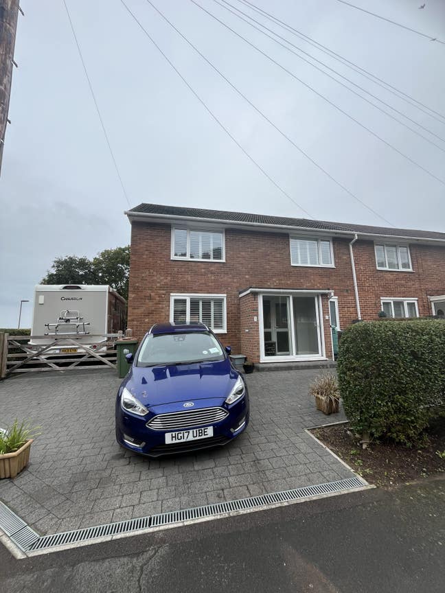 1 lodger required close to SGH  Main Photo