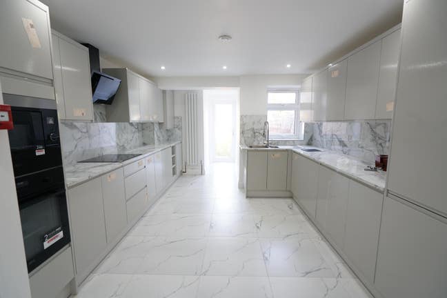 Newly refurbished Co-Living Home Main Photo