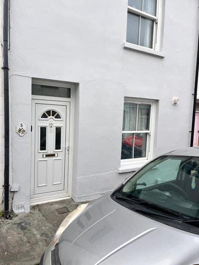 BN1 -  clse station   £725 inc bills -end Sept Main Photo