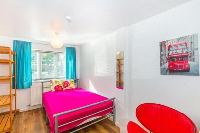 Central,Students, Double Rooms26-27Bills Inclusive Main Photo