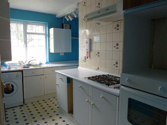Rooms Renting for Students only Main Photo