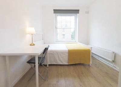 Bright & Spacious  4 bedroom flat, 5 min Vauxhall Main Photo