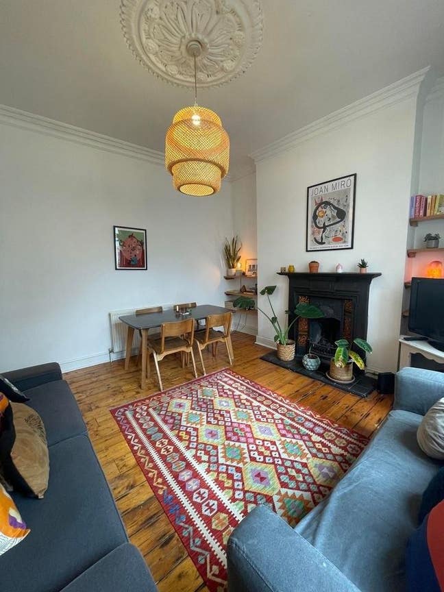 Large double room in Stamford Hill flatshare Main Photo