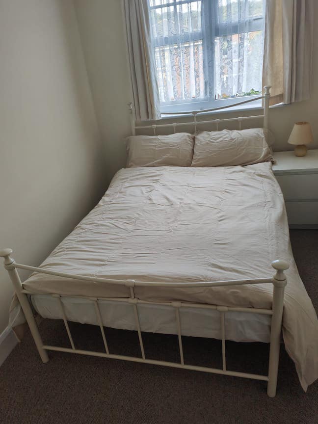 2 Rooms for the price of 1 in LU2  Main Photo