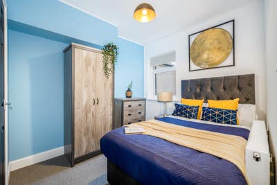 Spacious, modern double room in Attleborough Main Photo