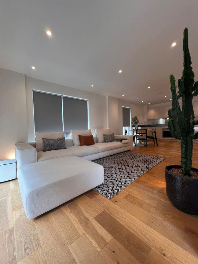 New-Double bedroom/Ensuite-Clapham Common Main Photo