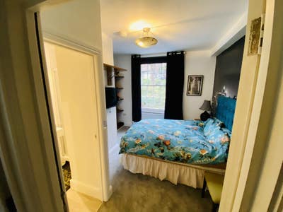 Fantastic ensuite room in center of Ironbridge Main Photo