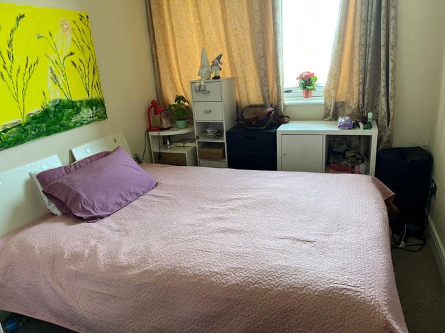 A Room is Available for Rent in Stratford  Main Photo