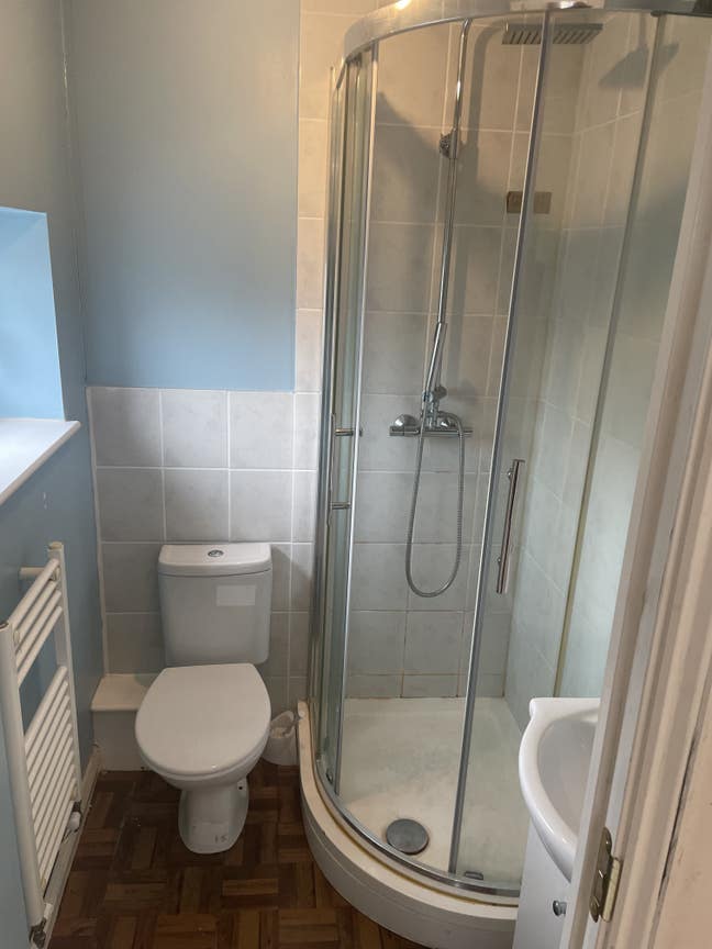 Double Ensuite Room Main Photo