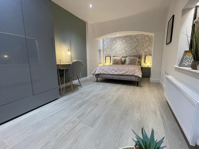 🚿🚄Large furnished city centre room, Priestgate Main Photo