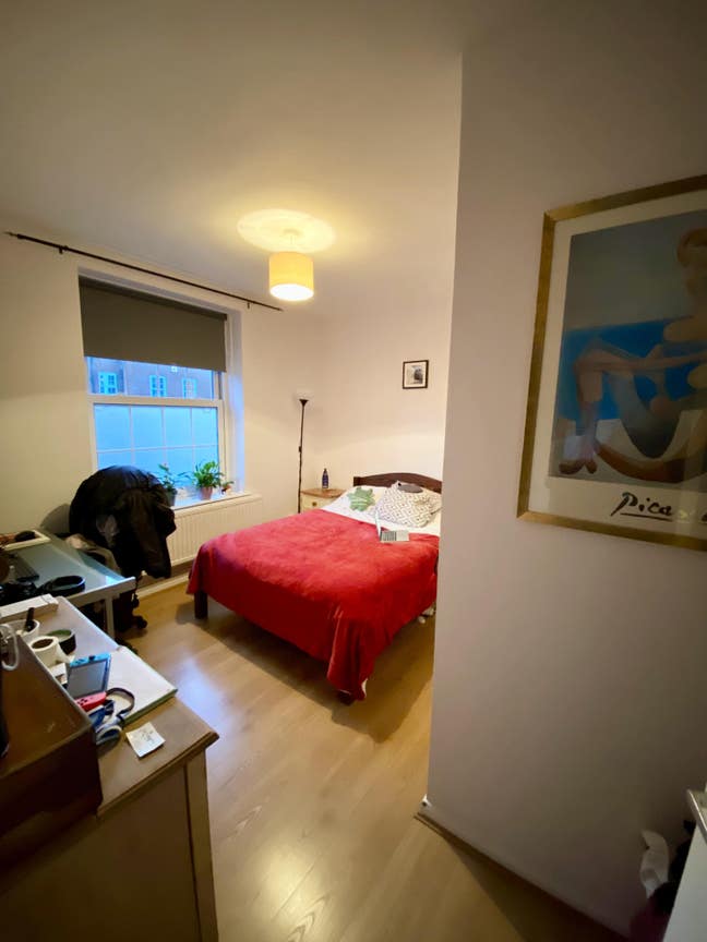 Double Room in spacious, well located NW5 flat Main Photo