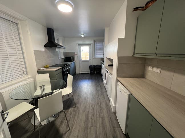 Newly refurbished property Main Photo