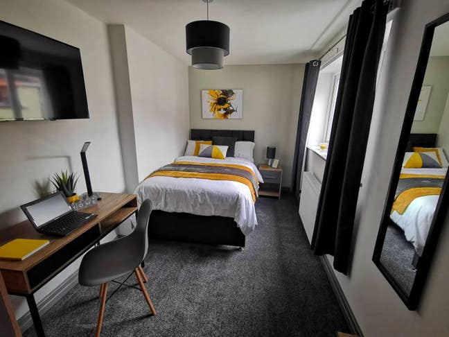 🏡 Two Double Rooms | Small 4-Person House Share Main Photo