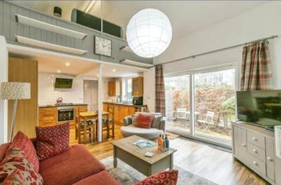 1 bed private cottage fo winter let, Christchurch  Main Photo