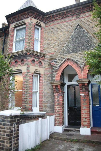 Spacious double room in Battersea in a Garden flat Main Photo