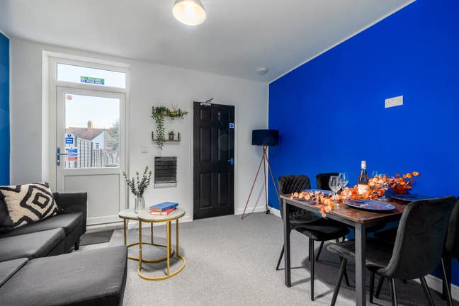 Ensuite Double Room on Eadie Street, Stockingford Main Photo