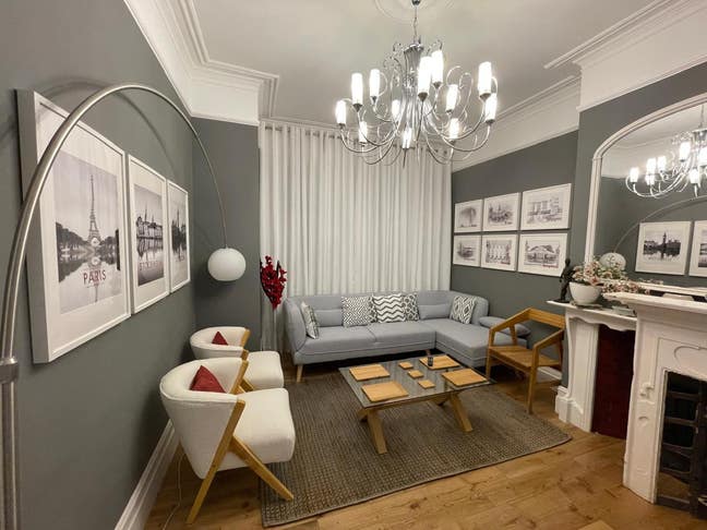 Spacious and bright double room in Victorian House Main Photo