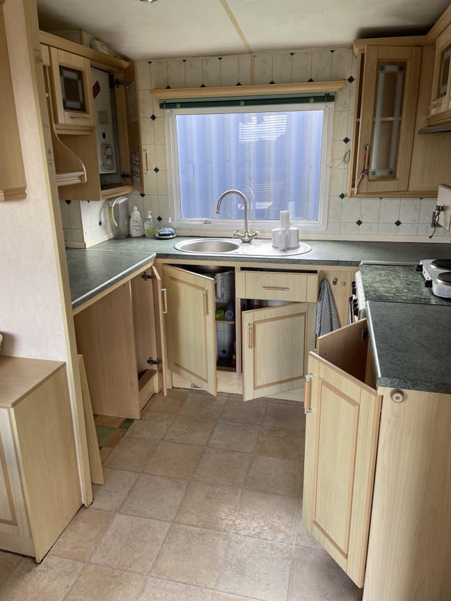 Mobile Home let  Main Photo