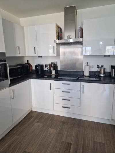 1 double bedroom with own large bathroom  Main Photo