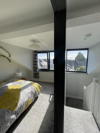 Two bed bright and homely apartment Main Photo