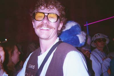 Young Professional looking for room in a shared ga Main Photo