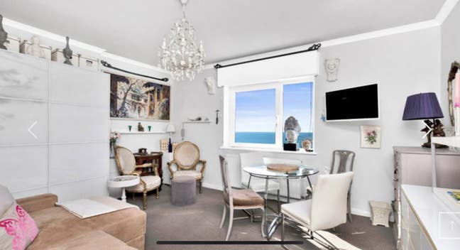 Attractive home, great views, calm atmosphere Main Photo