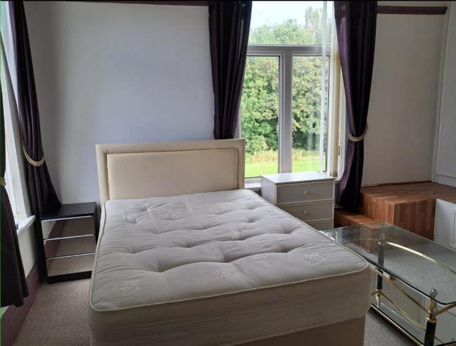 Rooms, BILLS Inc,near to Hospital, metro,transport Main Photo