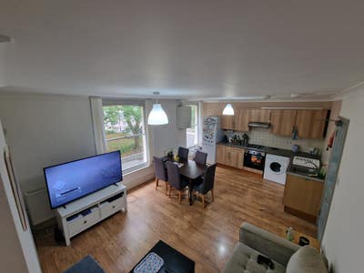 Double room in Wood Green Main Photo