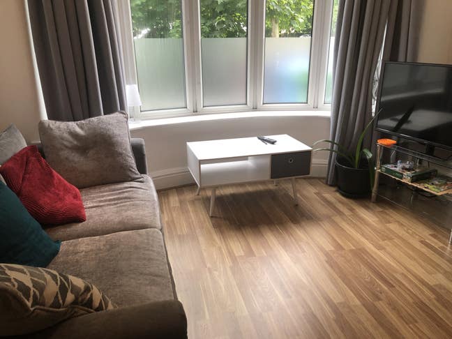 Large double room Withington opposite Moat Park Main Photo